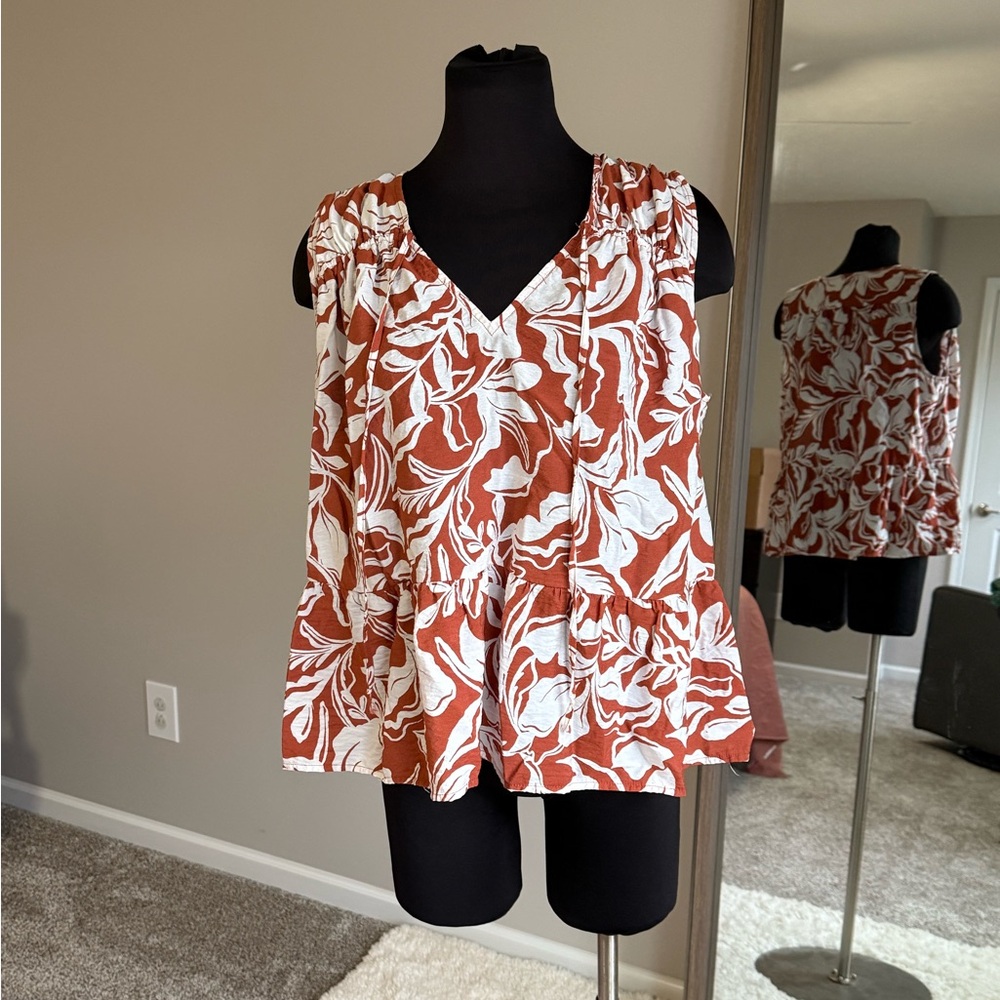Floral V-Neck Sleeveless Top - Rust and White